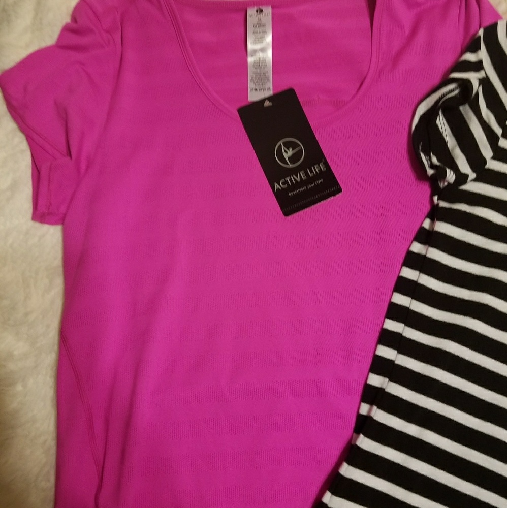 Active tee shirt